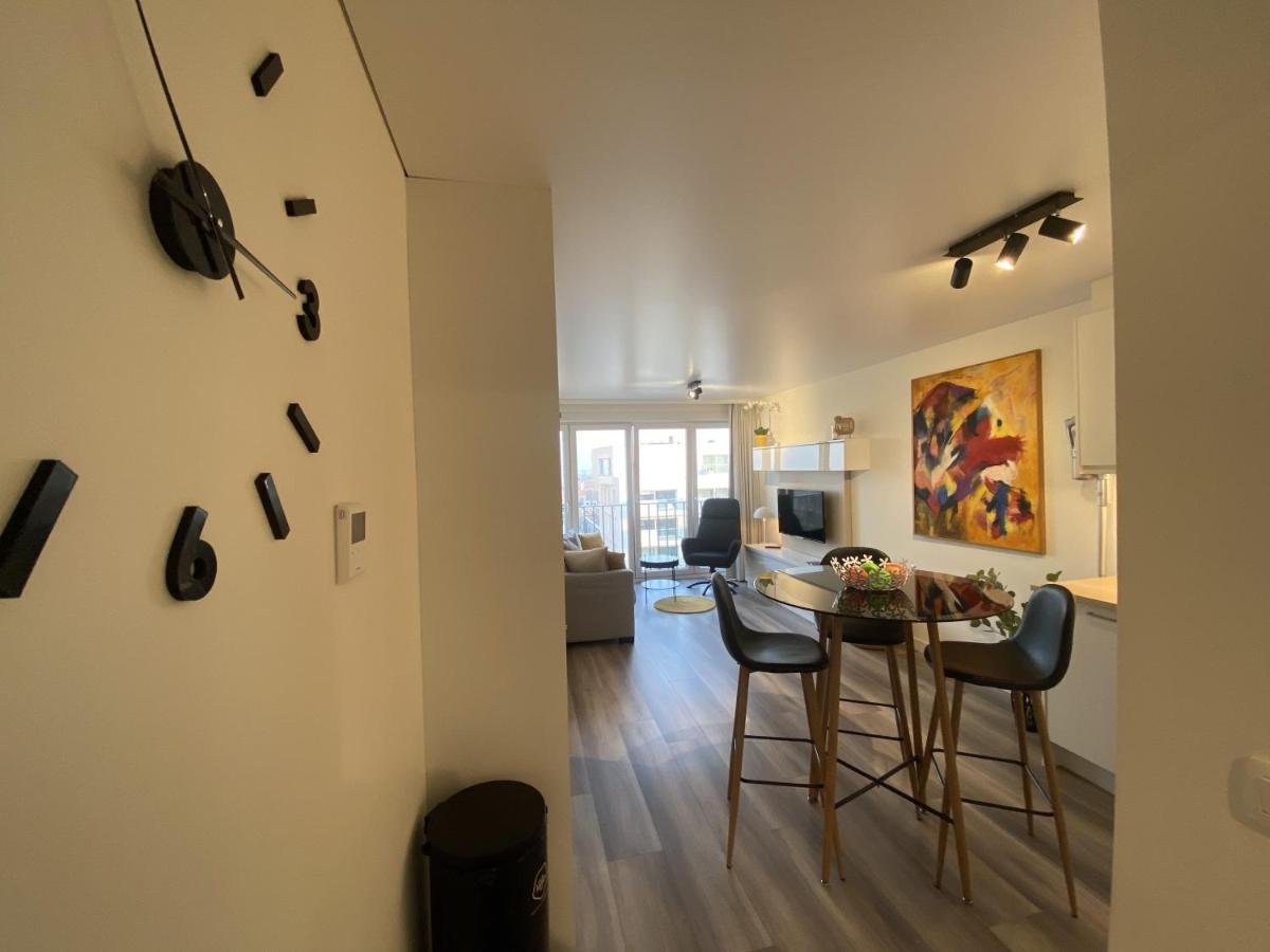 Moderne Studio Aan Zee Appartamento Ostenda Esterno foto